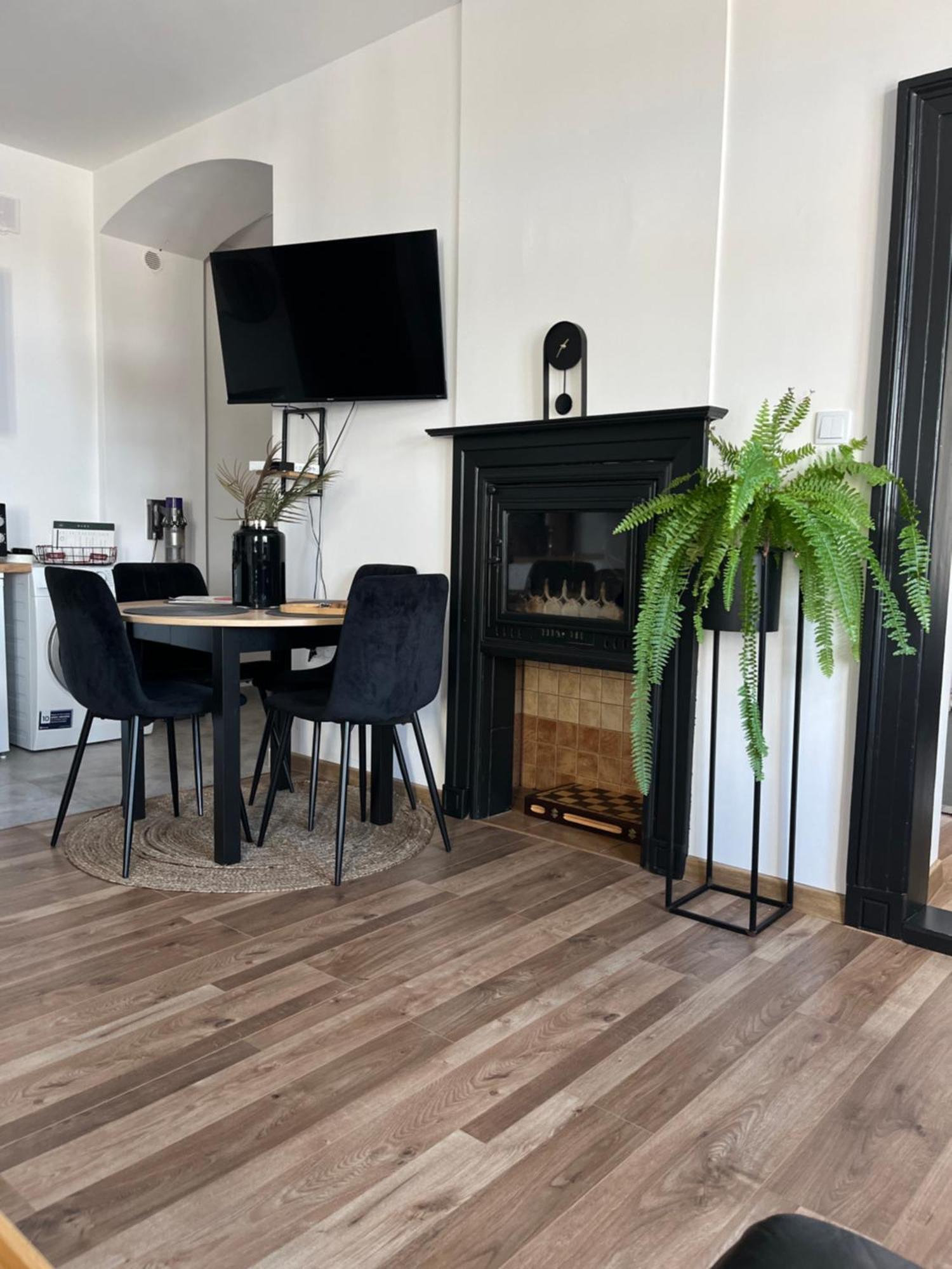 Apartamenty Luczkowskiego Z Widokiem Na Studnie 2 เฮลม์ ภายนอก รูปภาพ